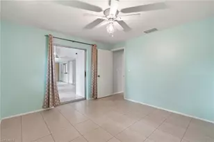 4900 Tahiti Ln, Naples, FL 34112 - Photo 23