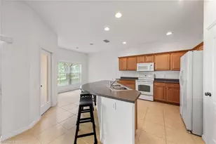 2410 Verdmont Ct, Cape Coral, FL 33991 - Photo 9