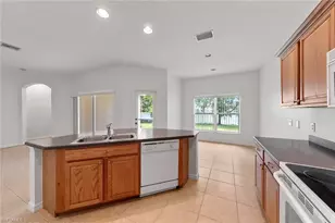 2410 Verdmont Ct, Cape Coral, FL 33991 - Photo 5