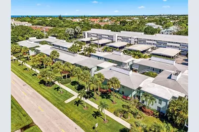 653 12th Ave S #653, Naples, FL 34102 - Photo 3
