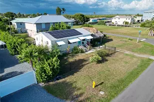517 Coconut Ave, Other, FL 34140 - Photo 21