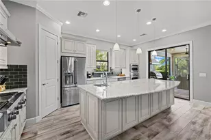 9515 Campanile Cir, Naples, FL 34114 - Photo 7