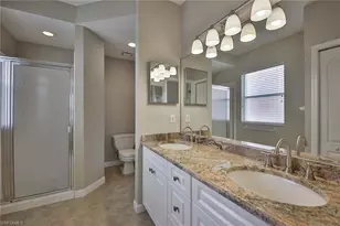 526 Lake Louise Cir, Naples, FL 34110 - Photo 11
