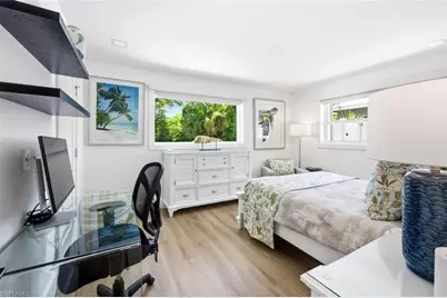 1274 Pine Ct, Naples, FL 34102 - Photo 33