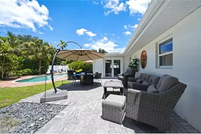 1274 Pine Ct, Naples, FL 34102 - Photo 47