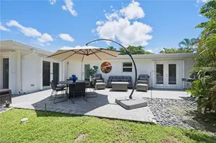 1274 Pine Ct, Naples, FL 34102 - Photo 45