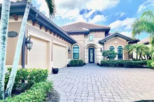7352 Lantana Way, Naples, FL 34119 - Photo 1