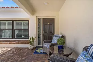 812 Reef Point Cir, Naples, FL 34108 - Photo 35