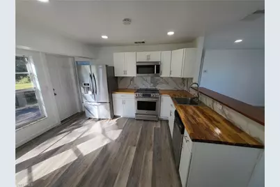 6143 Hester Ave, Fort Myers, FL 33905 - Photo 9