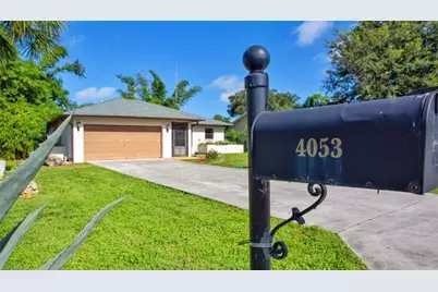 4053 Seaoats Ln, Naples, FL 34112 - Photo 11