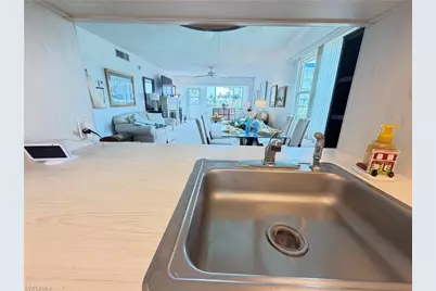 1747 Pebble Beach Dr #110, Fort Myers, FL 33907 - Photo 9