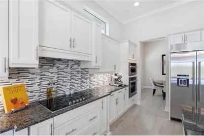 6061 Lucaya Way, Naples, FL 34113 - Photo 13