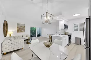 1100 Gulf Shore Blvd N, Naples, FL 34102 - Photo 11