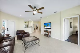 28120 Donnavid Ct, Bonita Springs, FL 34135 - Photo 5