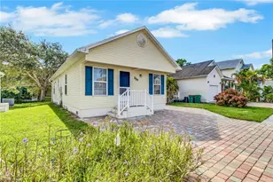 254 Leawood Cir, Naples, FL 34104 - Photo 1