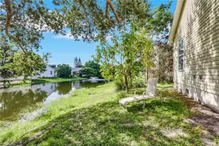 254 Leawood Cir, Naples, FL 34104 - Photo 3