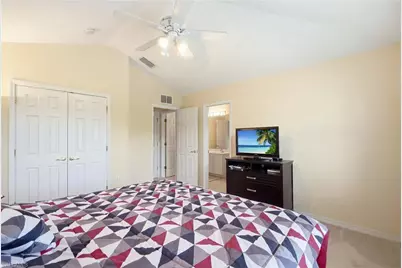1148 Oxford Ln, Naples, FL 34105 - Photo 15
