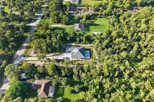 533 6th St SE, Naples, FL 34117 - Photo 49