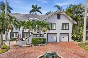 1205 Caloosa Dr, Fort Myers, FL 33901 - Photo 1