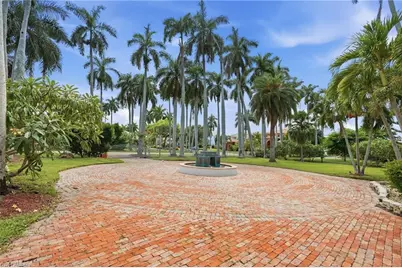 1205 Caloosa Dr, Fort Myers, FL 33901 - Photo 25