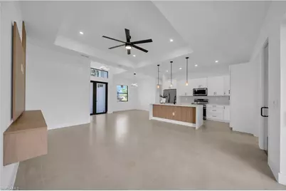3909 25th St SW, Lehigh Acres, FL 33976 - Photo 11