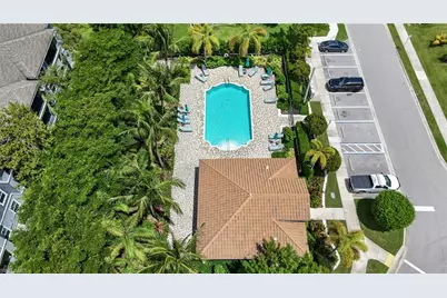 8785 Madrid Cir, Naples, FL 34104 - Photo 37