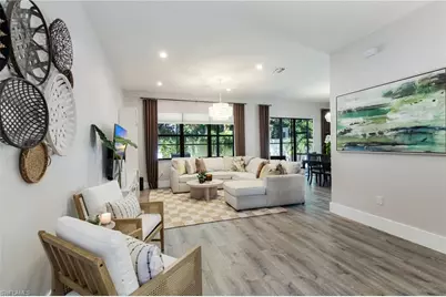 8785 Madrid Cir, Naples, FL 34104 - Photo 5