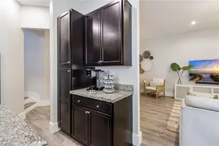 8785 Madrid Cir, Naples, FL 34104 - Photo 11