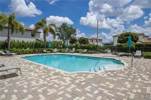 8785 Madrid Cir, Naples, FL 34104 - Photo 35