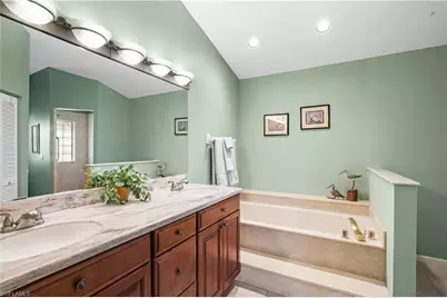 4570 Ashton Ct, Naples, FL 34112 - Photo 11