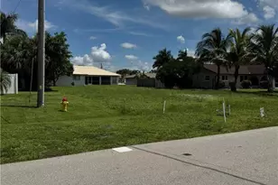 1661 Coral Point Dr, Cape Coral, FL 33990 - Photo 1