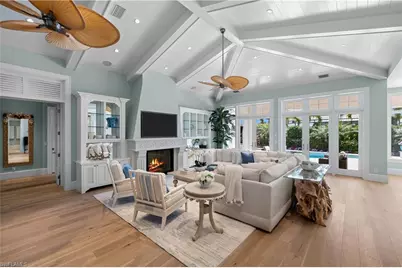 532 Pine Grove Ln, Naples, FL 34103 - Photo 5
