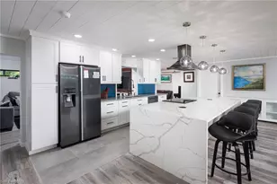 161 Mahogany Dr, Naples, FL 34108 - Photo 5