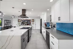 161 Mahogany Dr, Naples, FL 34108 - Photo 3