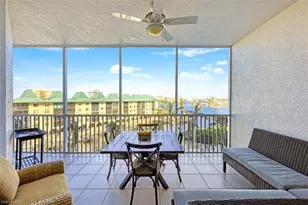 400 Flagship Dr, Naples, FL 34108 - Photo 11