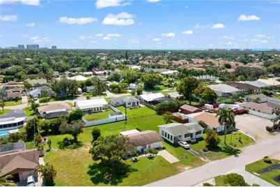 22 3rd St, Bonita Springs, FL 34134 - Photo 9