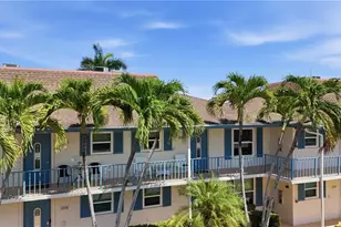 325 Charlemagne Blvd, Naples, FL 34112 - Photo 27