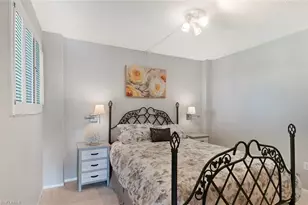 1300 Gulf Shore Blvd N, Naples, FL 34102 - Photo 11