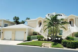 661 Wiggins Lake Dr, Naples, FL 34110 - Photo 3