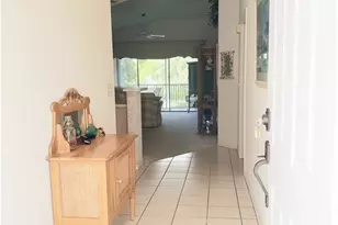 661 Wiggins Lake Dr, Naples, FL 34110 - Photo 5