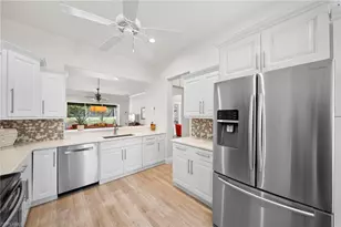 479 Preswick Ln, Naples, FL 34120 - Photo 5