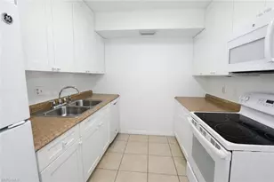 2828 Jackson St, Fort Myers, FL 33901 - Photo 3