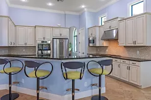 9461 Napoli Ln, Naples, FL 34113 - Photo 5