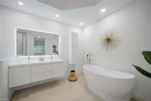 700 Bentwater Cir, Naples, FL 34108 - Photo 23