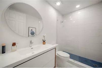 700 Bentwater Cir #103, Naples, FL 34108 - Photo 25