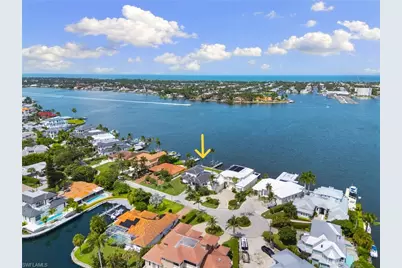 1535 Dolphin Ln, Naples, FL 34102 - Photo 11