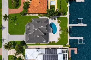 1535 Dolphin Ln, Naples, FL 34102 - Photo 15