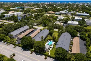 3370 10th St N, Naples, FL 34103 - Photo 1