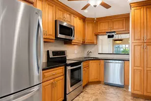 3370 10th St N, Naples, FL 34103 - Photo 5