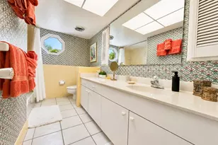 660 Regatta Rd, Naples, FL 34103 - Photo 37